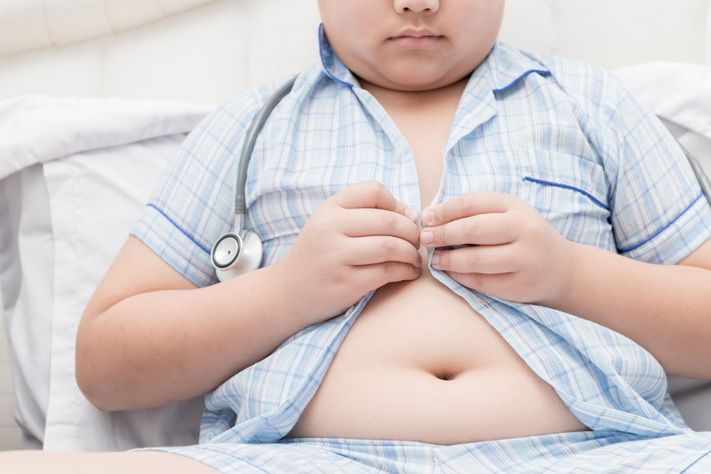  Tėvų blogi įpročiai – dažniausia klaida, kuri kenkia vaikų sveikatai ir tiesiu keliu veda prie nutukimo