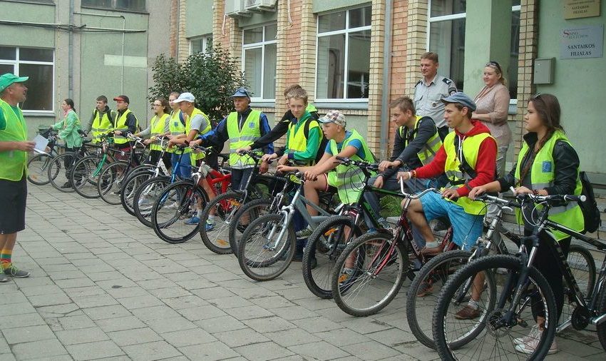  Vasaros palydas Santaikoje vainikavo žygis dviračiais aplink Dusią (foto)