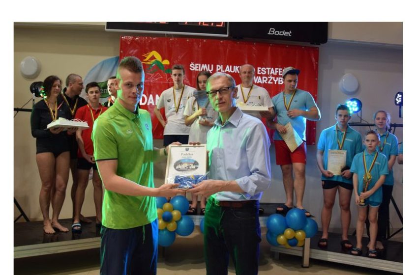  Varėniškiai kviečia į antrąsias respublikines šeimų plaukimo estafečių varžybas „Dano Rapšio taurė 2018“!