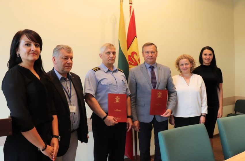  Alytaus rajono savivaldybė pasirašė sutartį su pataisos namais