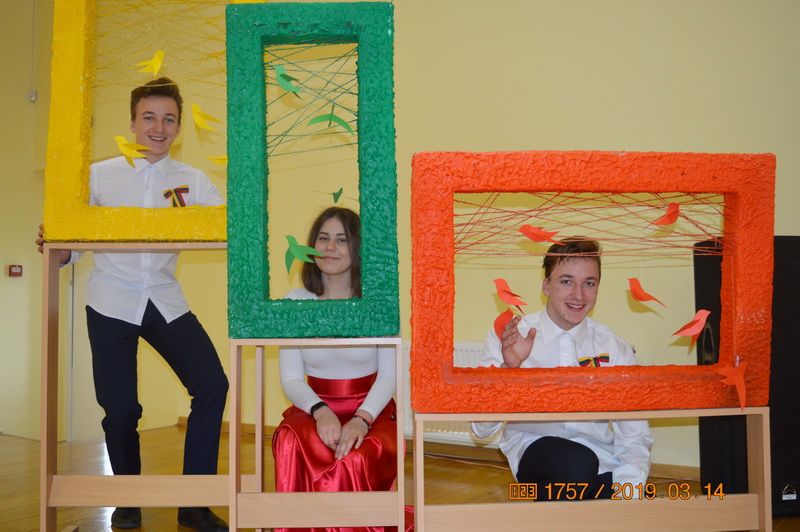  Butrimonių gimnazistai – regioninio dainų konkurso „Dainuoju Tau, Lietuva“  pagrindinio prizo laimėtojai