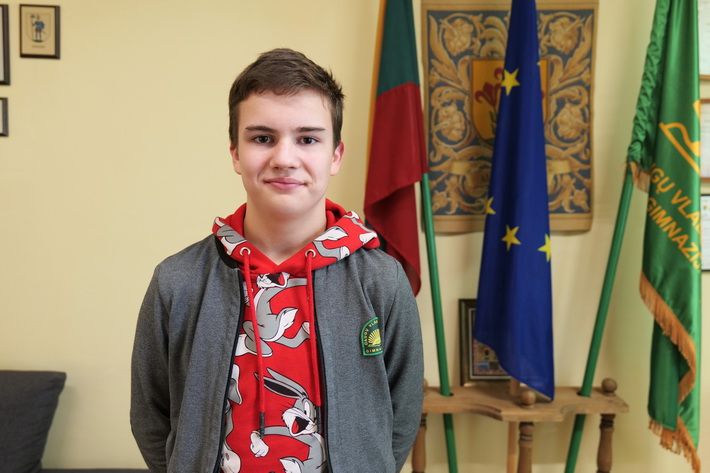  Daugų Vlado Mirono gimnazijoje 11-uoju mokinių prezidentu tapo aštuntokas Redas Zalieckas