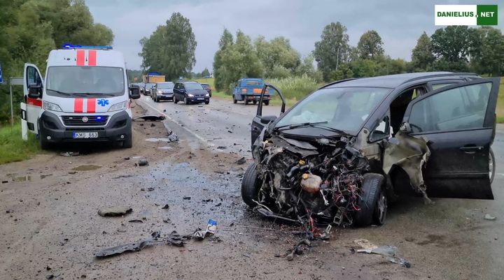  Keturių automobilių avarija Venciūnų kryžkelėse (video)