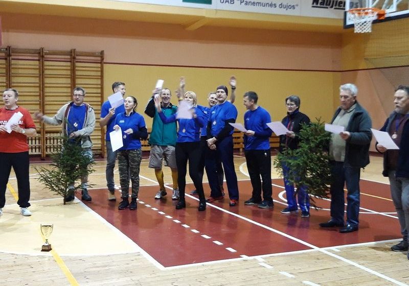  Kalėdiniame tinklinio turnyre Dauguose vėl triumfavo Pivašiūnų komanda