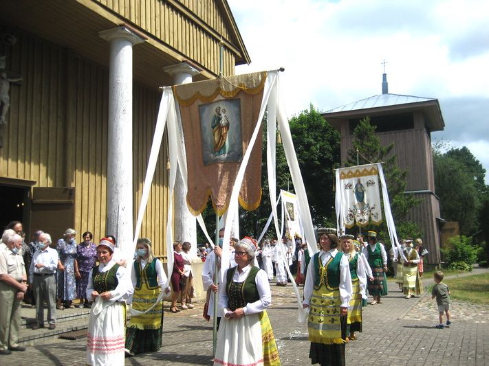  Šv. Petro ir Povilo atlaidai Rumbonių Švč. Trejybės bažnyčioje (foto)