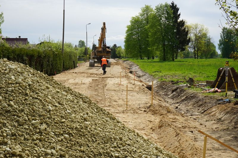  Luksnėnuose gatvės įrengimo darbai