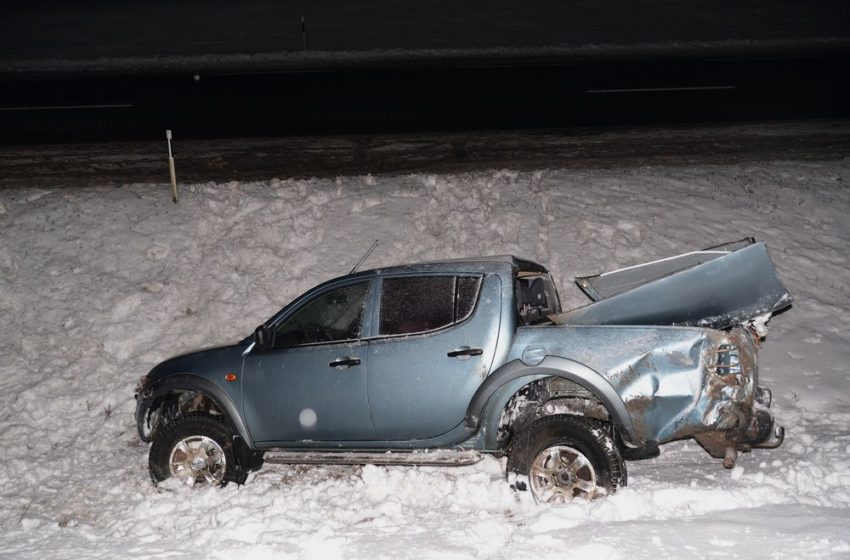  Slidžiame Daugų kelyje kelios avarijos (foto)