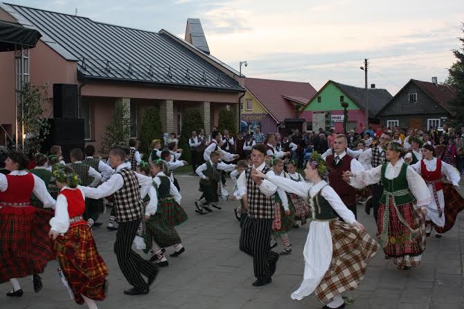  Sekminių tradicijos Alytaus rajono merui priminė vaikystėje ganytas karves