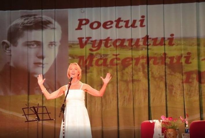  Punioje paminėti poeto Vytauto Mačernio metai (video)