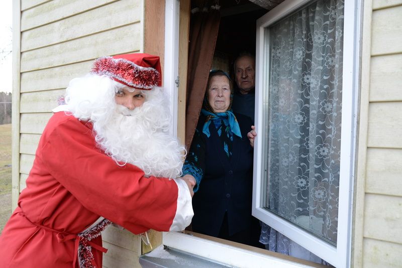  Kalėdų senelis lankė Alytaus rajono žmones (foto + video)