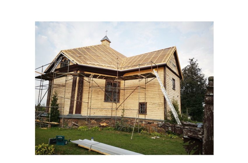  Klebonas-monsinjoras St.Stankevičius: žmonės aukodami bažnyčios stogo remontui atsisako net iškilmingų pobūvių