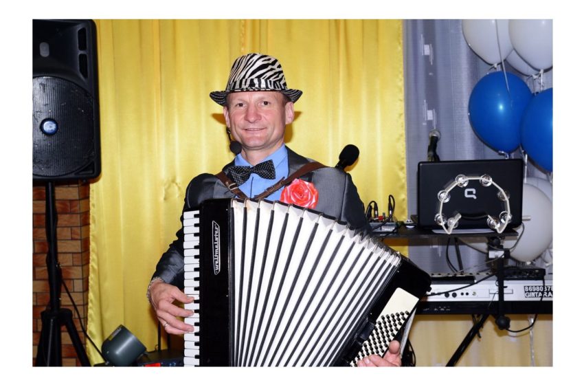  Muzikantas Gintaras Matonis vestuvėse atrodo kaip Edmundas Kučinskas (video)
