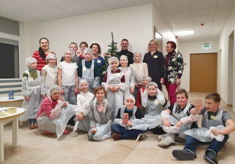  Nemunaityje startavo vaikų savaitgalio stovykla  ,,Jaunasis kūrėjas“ (video)