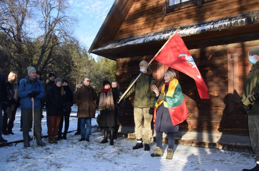  Tradiciniu žygiu į vadavietę šiluose prie Skroblaus upelio pagerbtas legendinis partizanų vadas  Juozas Vitkus-Kazimieraitis (foto)