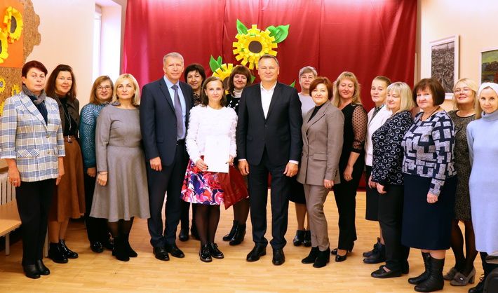  Mokytojų dienos proga – Alytaus rajono mero ir ministrės padėkos pedagogams