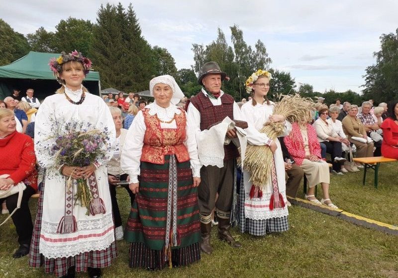  Savivaldybė skiria paramą ūkininkams ir kaimo bendruomenėms