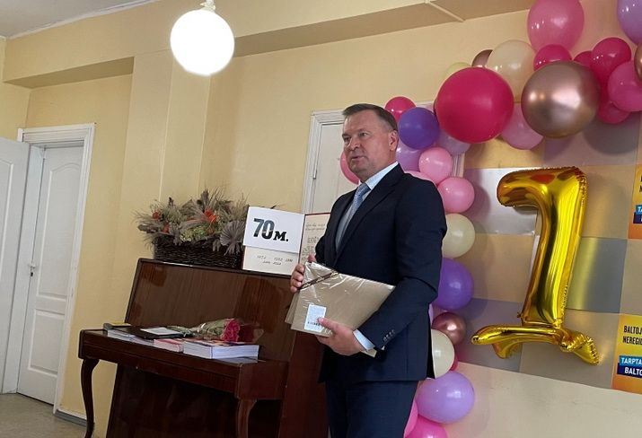  Alytaus rajono meras pasveikino aklųjų ir silpnaregių organizaciją jubiliejaus proga