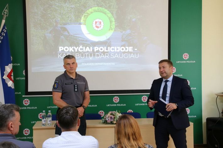  Alytaus apskrities policijos atstovams bei savivaldai pristatyta policijos sistemos pertvarka