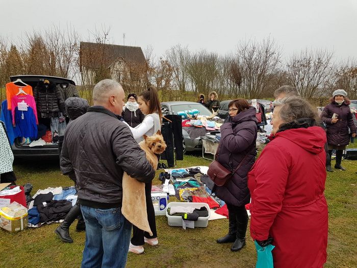  Šį sekmadienį sausio 9-ąją ir vėl kviečia atvykti Makniūnų bagažinių sendaikčių turgelis! (video)