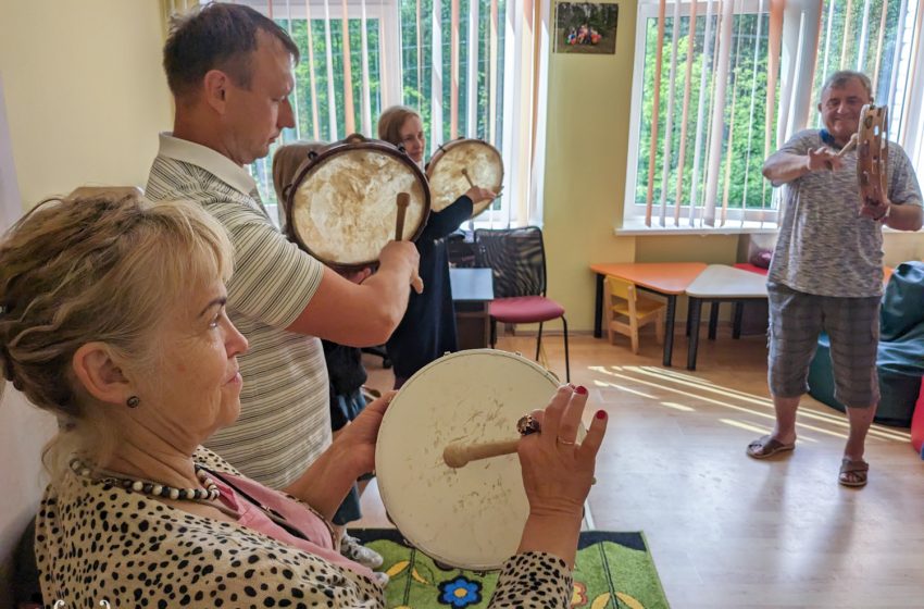  Marcinkonyse prasidėjo Dzūkijos regiono tradicinio muzikavimo kursai (foto)