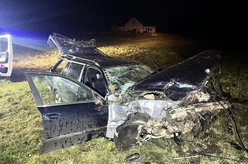  Lazdijų kelyje žuvo jaunas BMW vairuotojas