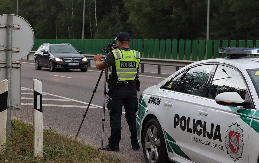  Policija spalio mėnesį rengia reidus ir „apdovanos” ne vien baudomis
