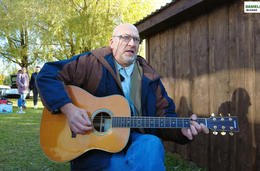  Kęstutis Barzdaitis Makniūnų bagažinių turgelyje (video)