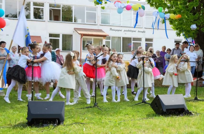  Vaikai puikiai dainavo Alytaus Putinų bendruomenės gimtadienyje (video)