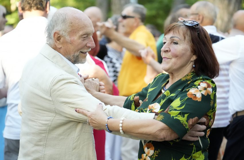  Alytaus senjorų naktišokiai su Seirijų „Savi (foto+video)