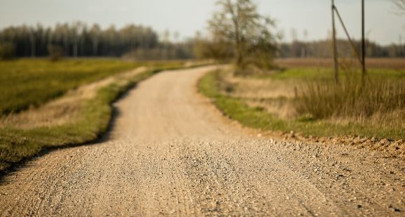  „Via Lietuva“ ruošiasi žvyrkelių programos startui: atliekami kelių su žvyro danga priešprojektiniai tyrimai