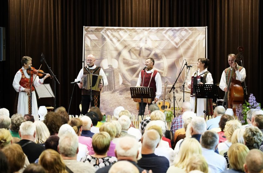 Liaudiškos muzikos kapelų šventė Balbieriškyje „Tos kaimo vakaruškos” – 2025 (foto+video)