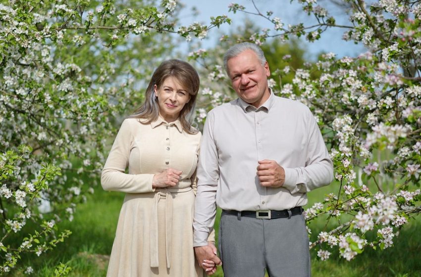 Grupė „Romantikai” pristatė naują dainą „Tėvams”