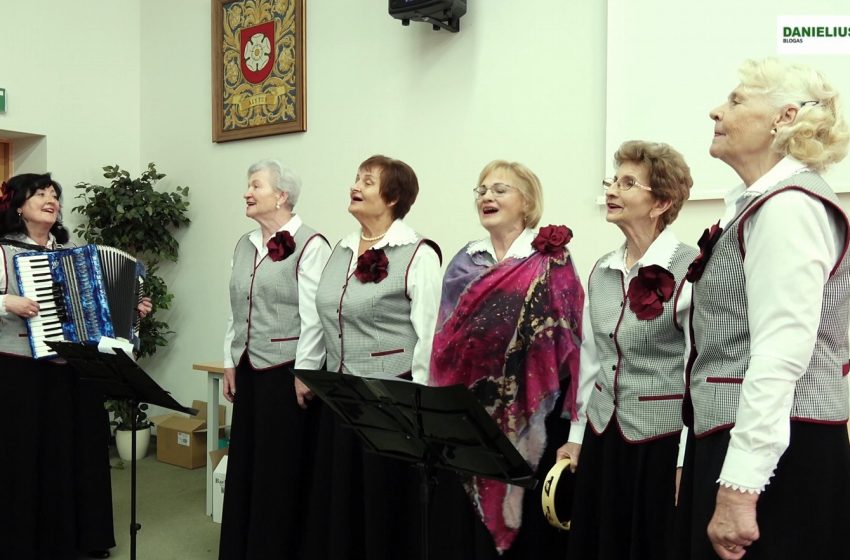 Alytaus TAU ansamblis – „Aš čia gimiau” (video)