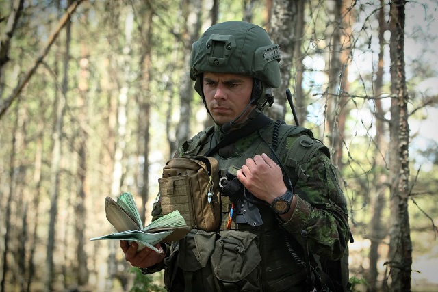 Seimas priėmė įstatymų pataisas – didės karių atlyginimai ir gerės tarnybos sąlygos