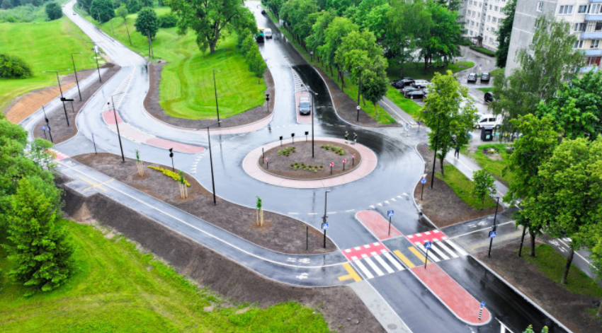 Alytuje baigiama įrengti dar viena žiedinė sankryža