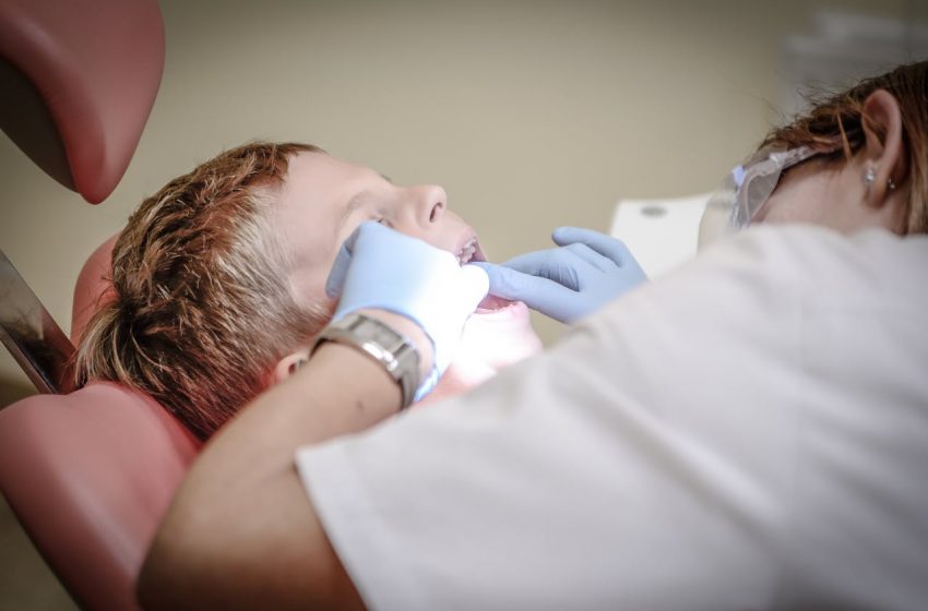  Dantų technikų laboratorija – esminė odontologijos dalis