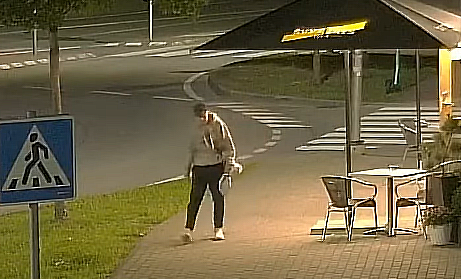 Policija prašo atpažinti vyrą (video)