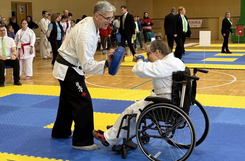  Alytiškiai dalyvavo įtraukiojo karate čempionate