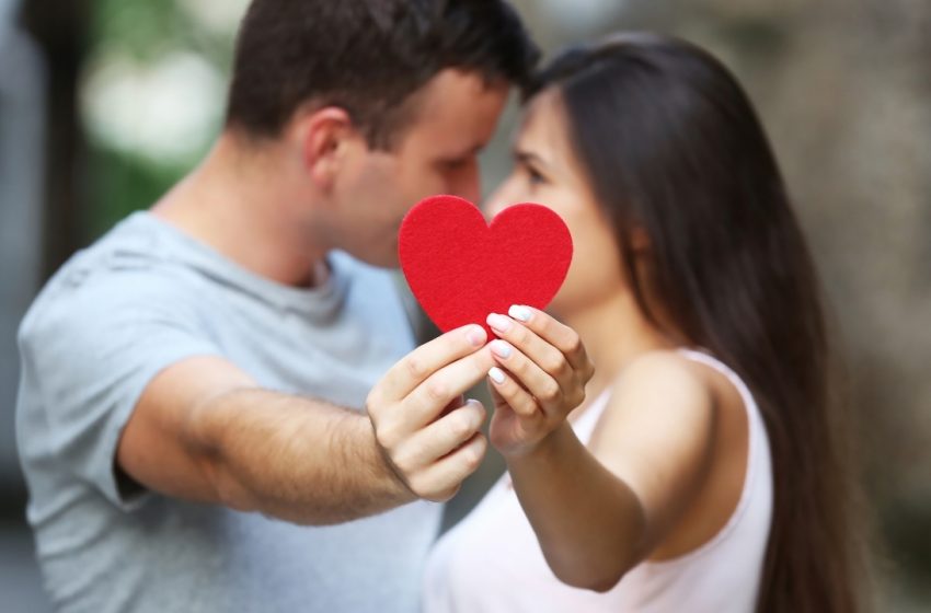  Rojaus obuoliukai – Kampelis (video)