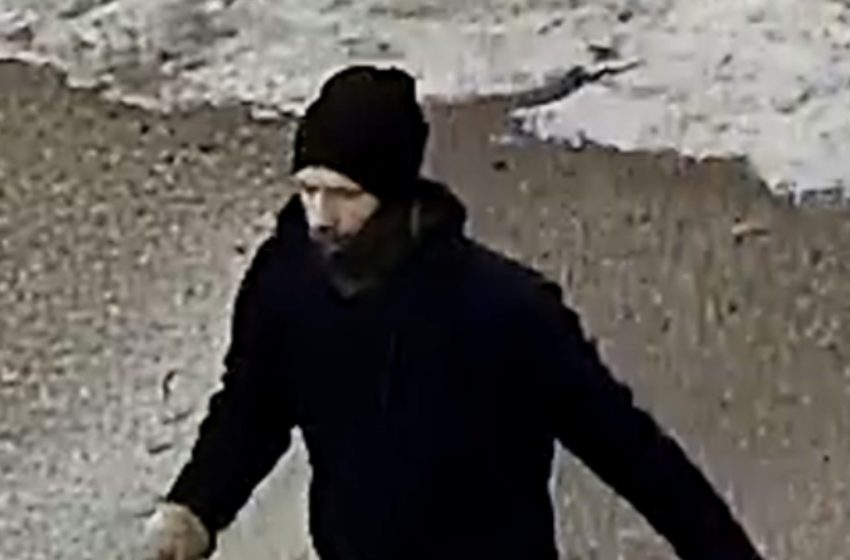  Policija prašo atpažinti vyrą