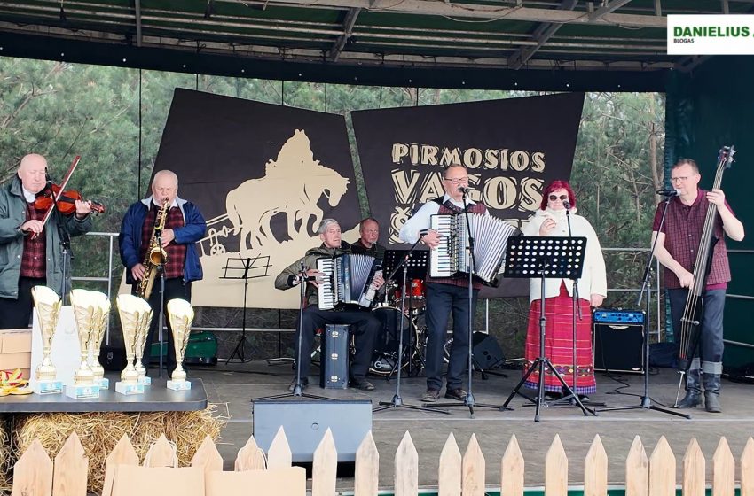  Lazdijų kapela „Bičiuliai” – Sužydės gegužį ievos (video)