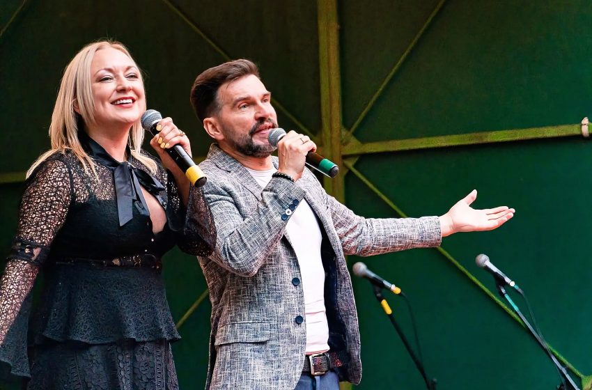  „Dainavau su 39 temperatūra ir niekas to nepastebėjo“ – Igoris Jarmolenka naujoje dainoje atvirai apie scenos kainą (video)