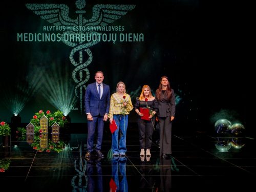 681880106 1394321849391790 1526577661337477475 n