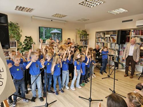 atlikeju-finaline-daina-BRIEDZIUKAS-z.A.Matucio-muzika-A.-Zilio
